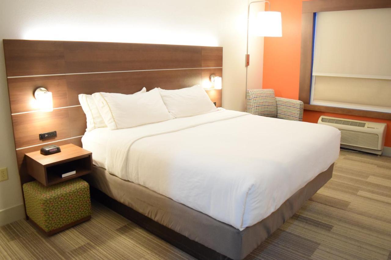Express & Pensacola West I-10 By Ihg Hotel